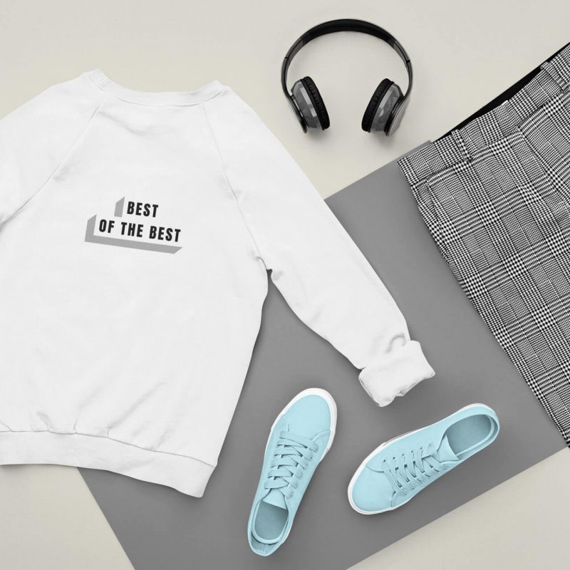 Sweatshirt with sneakers